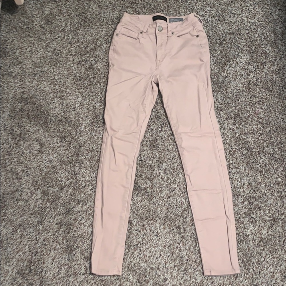 High-waisted Aeropostale pink jeans